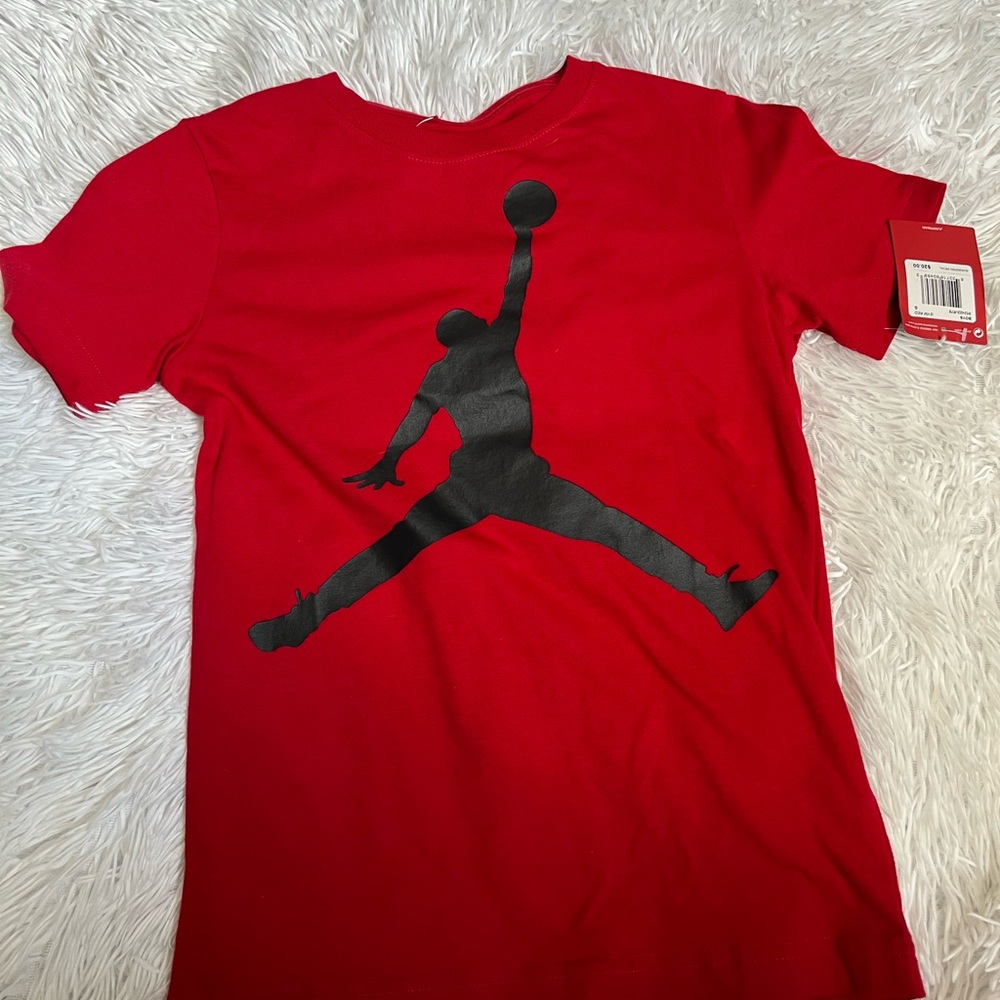 Red Jordan tee shirt